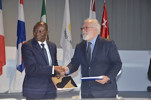 37605 Signature de plusieurs accords en marge du Forum economique Togo UE OcB.JPG