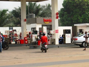 Togo : le gouvernement revoit à la hausse le prix du carburant à la pompe