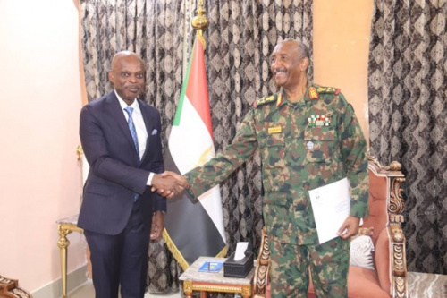 Diplomatie : le ministre des affaires étrangères a effectué une visite de travail au Soudan
