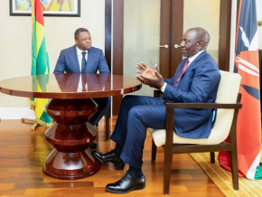 cooperation-echanges-entre-le-chef-de-l-etat-et-son-homologue-kenyan-a-accra