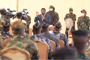 Terrorisme : le Chef de l’Etat au contact des forces de l’Opération Koundjoare