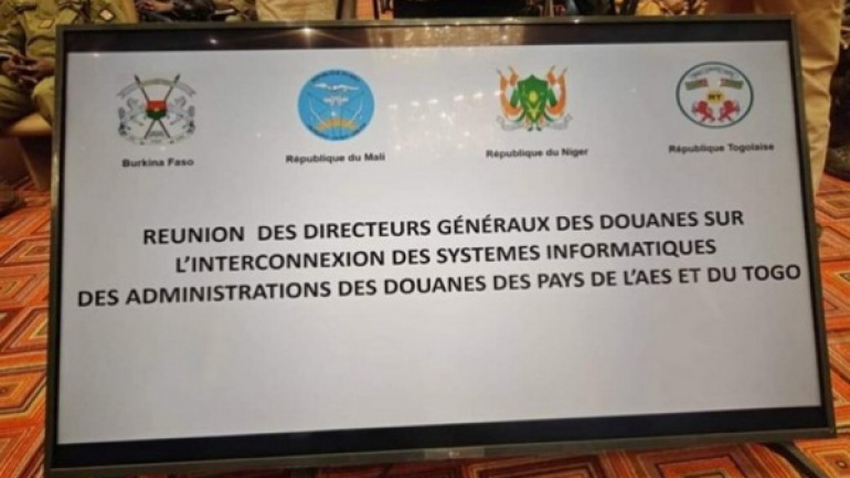 douanes-la-phase-pilote-de-l-interconnexion-des-systemes-entre-le-togo-et-l-aes-lancee