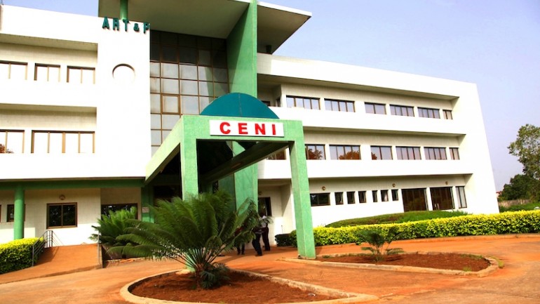Togo : 12 des 17 membres de la CENI ont été investis par le Parlement
