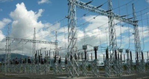 Le Ghana espère générer 850 MW d’électricité grâce à l’hybridation de ses centrales hydroélectriques