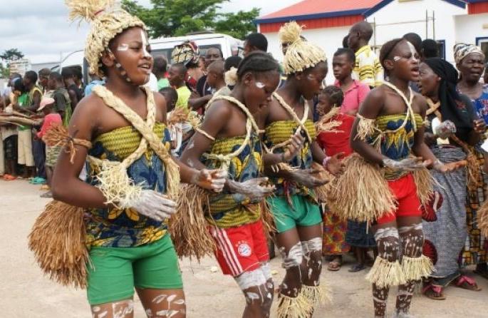 59è anniversaire d’indépendance: le Chef de l’État parraine la 4è édition du Festival national des danses traditionnelles