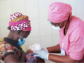 Le Gouvernement crée ‘Wezou’, un programme national d’accompagnement de la femme enceinte et du nouveau-né
