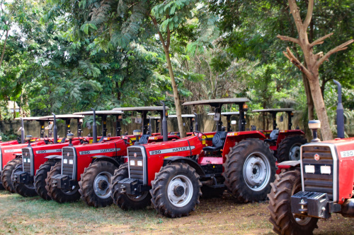 Agriculture : de nouveaux tracteurs au profit des agripreneurs