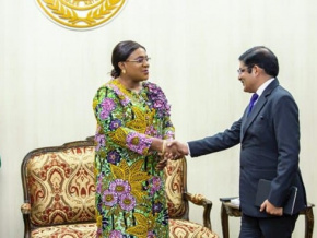 La présidente du parlement a reçu la directrice régionale du centre parlementaire canadien et l’ambassadeur de l’Inde