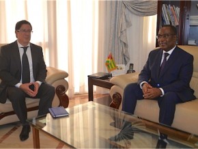 Togo : chez le PM, l’Ambassadeur de France réitère la nécessité du dialogue entre les acteurs politiques