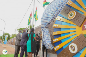 L’Université de Lomé parée de fresques murales